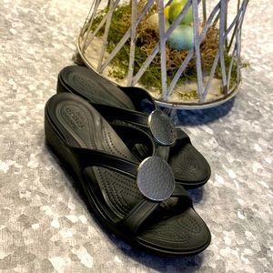 Dressy, classy, 11 woman’s Croc’s Sandals.